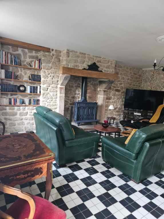Les 13 Lavoirs D'Antan - Chambre Globe-Trotteur Saint-Pierre-Eglise Bagian luar foto